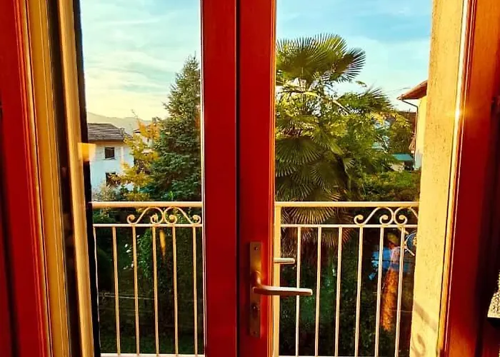 And Garden Nestled In * Ameno